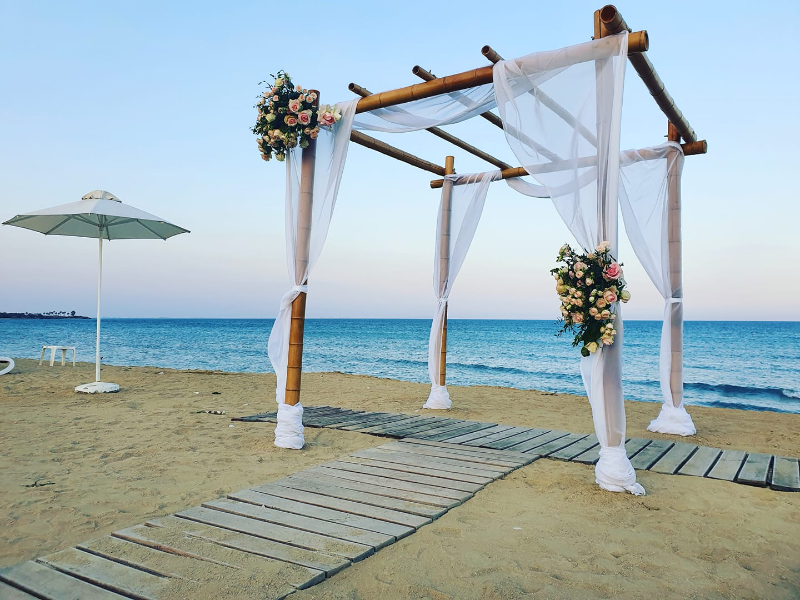 Bamboo Gazebo with White Drapes (without flowers)